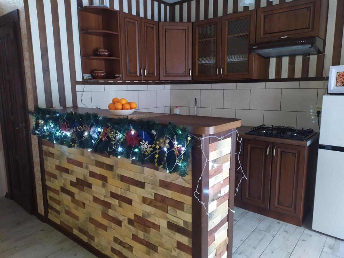 Котедж Кресаня Mîkulîciîn Exterior foto